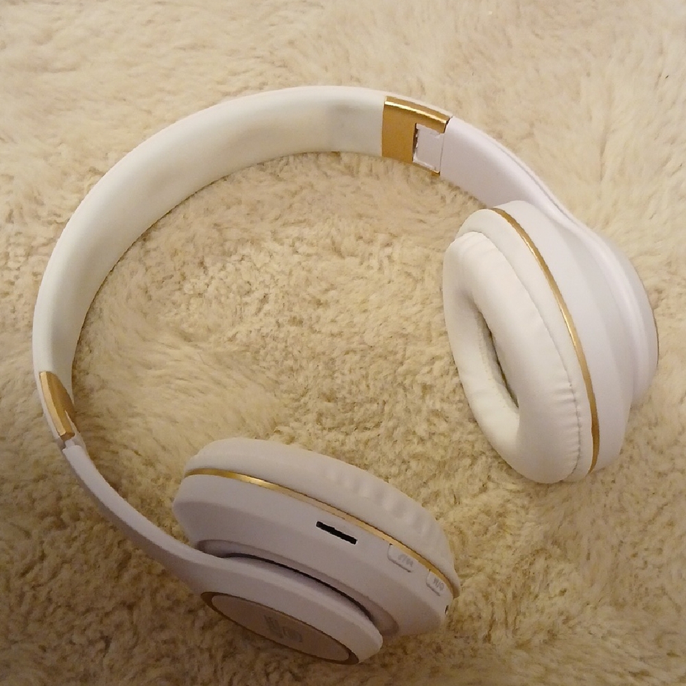 Sleek White and Gold Over-Ear Headphones